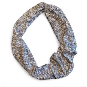 Sholdit Convertible Infinity Scarf Black Speckle Pocket